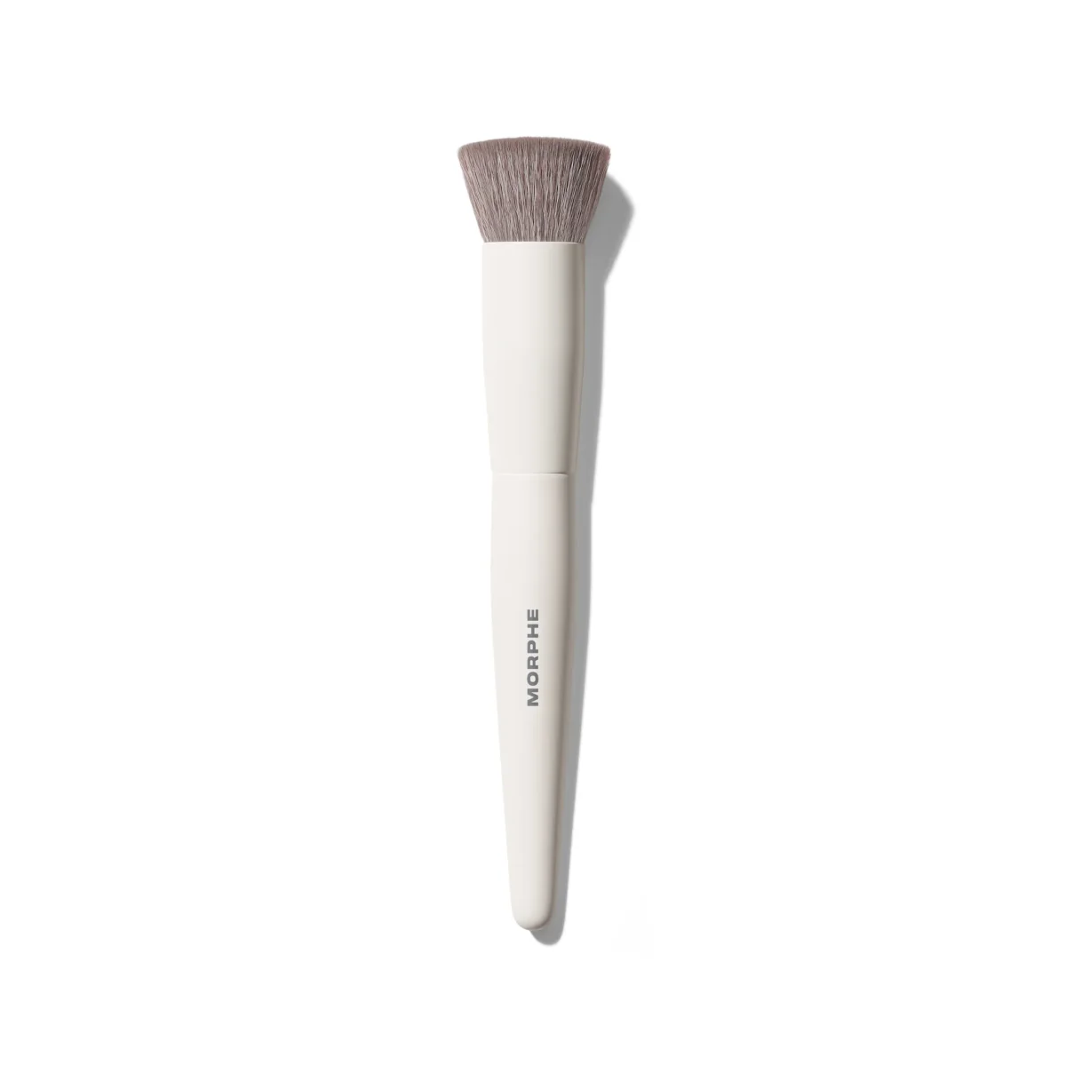 M106 Flat-Topped Foundation Brush by Morphe