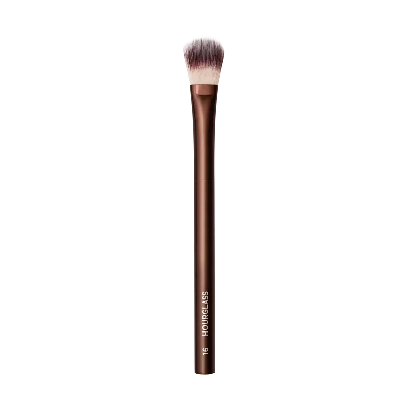 No. 16 Highlighter Brush by Hourglass