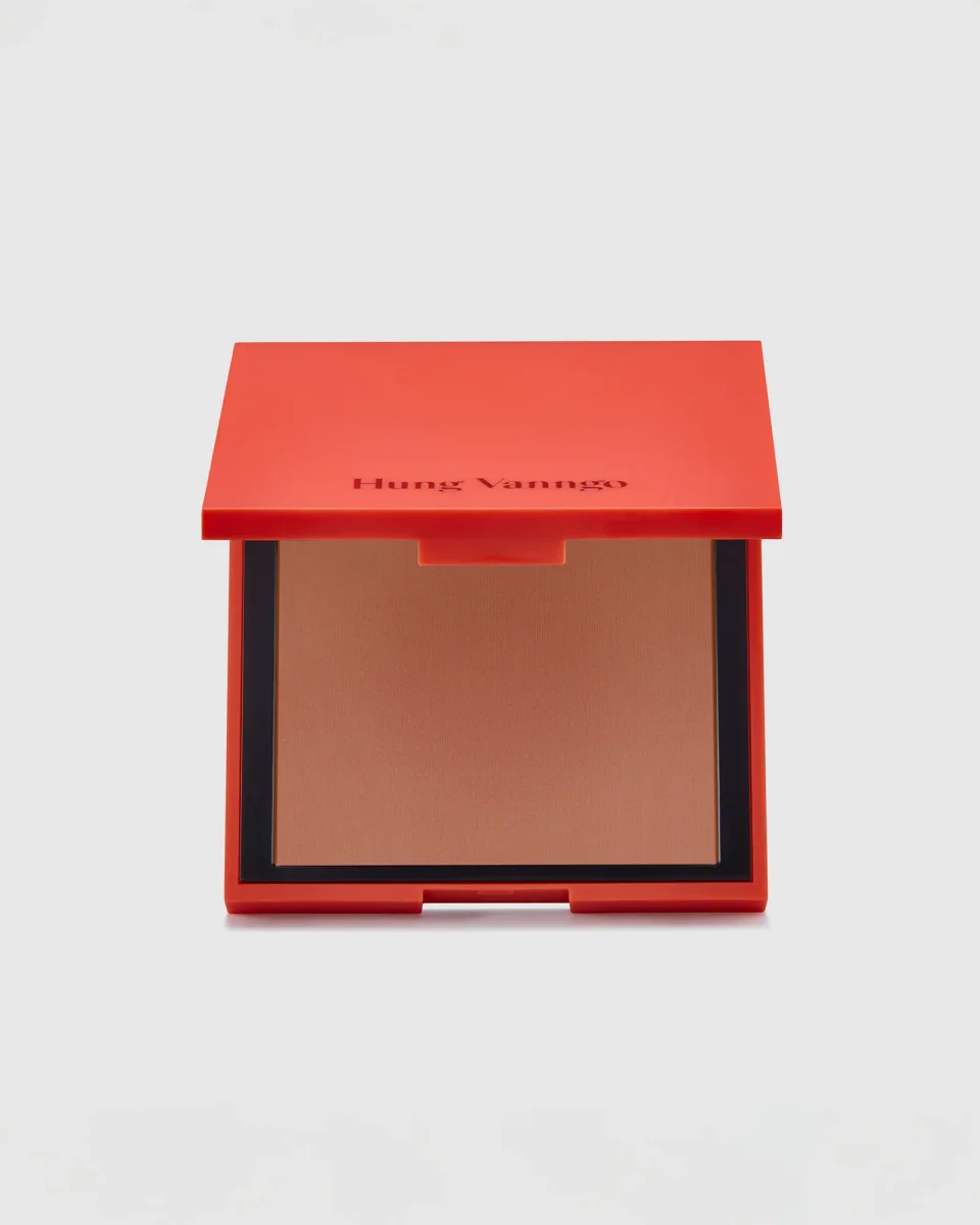 Soft Focus Blurring Matte Powder Bronzer by Hung Vanngo Beauty