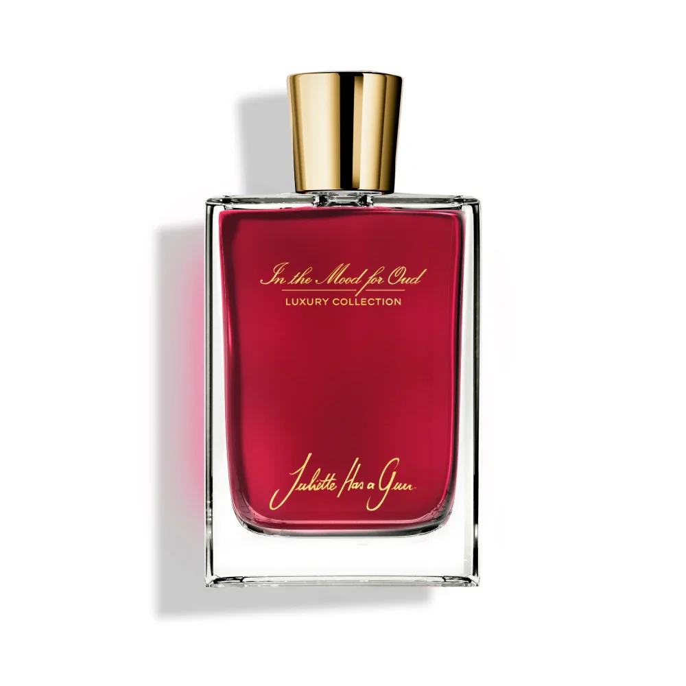 In The Mood for Oud Eau de Parfum by Juliette has a gun