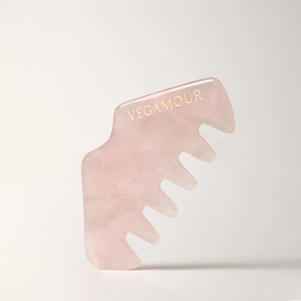 Gua Sha Revitalizing Scalp Comb by VEGAMOUR
