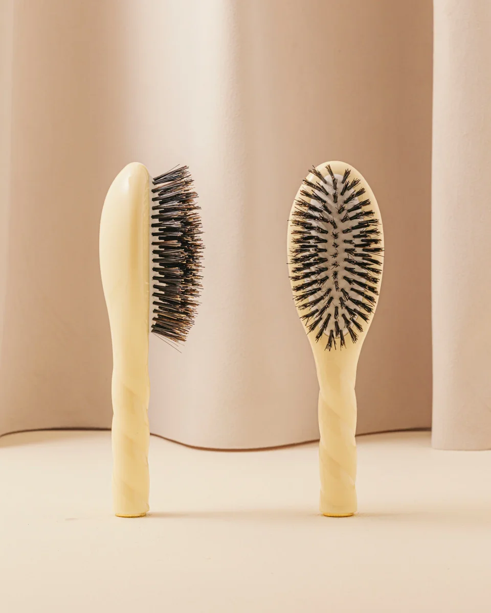Small Brush by Cair