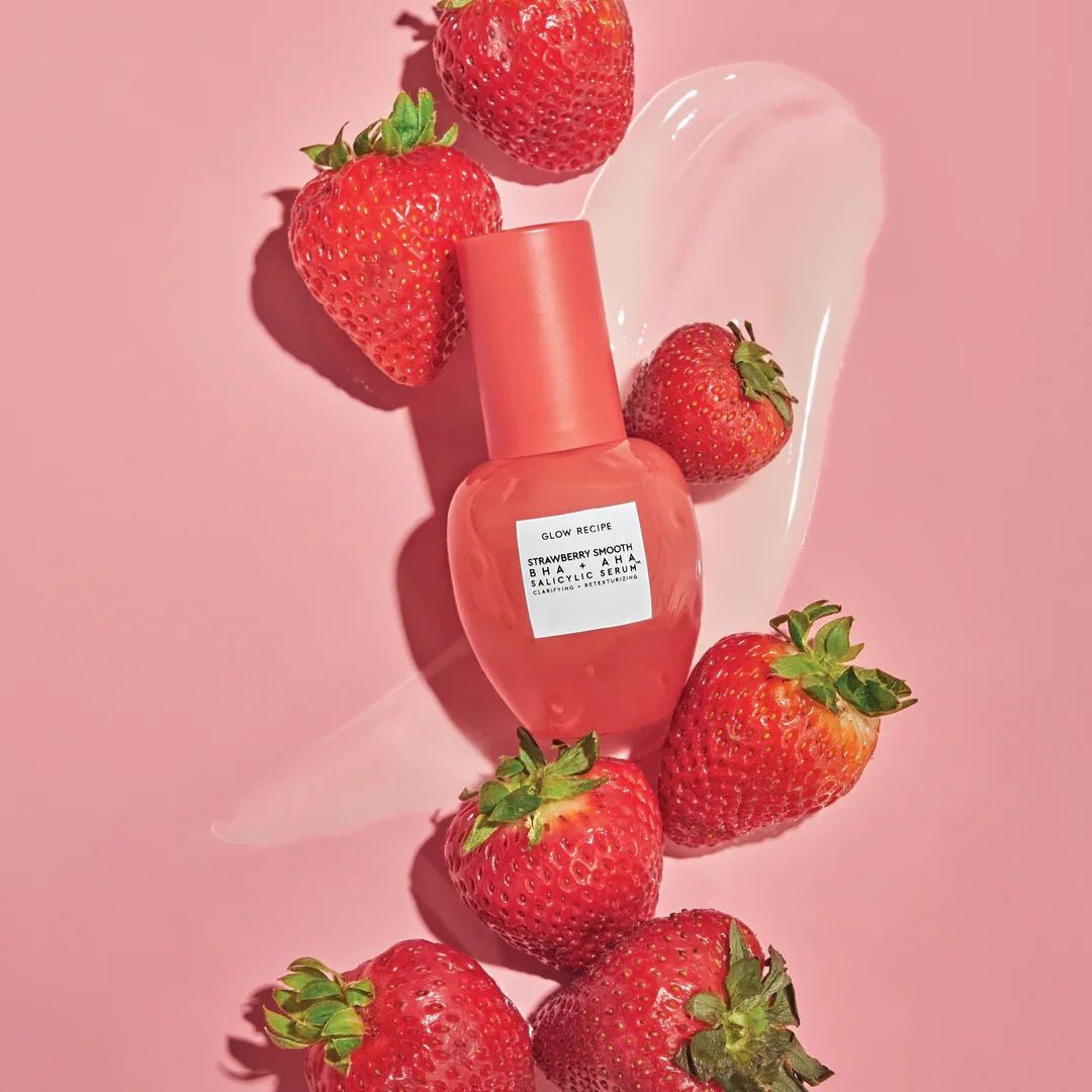 Strawberry Smooth BHA+AHA Salicylic Serum by Glow Recipe
