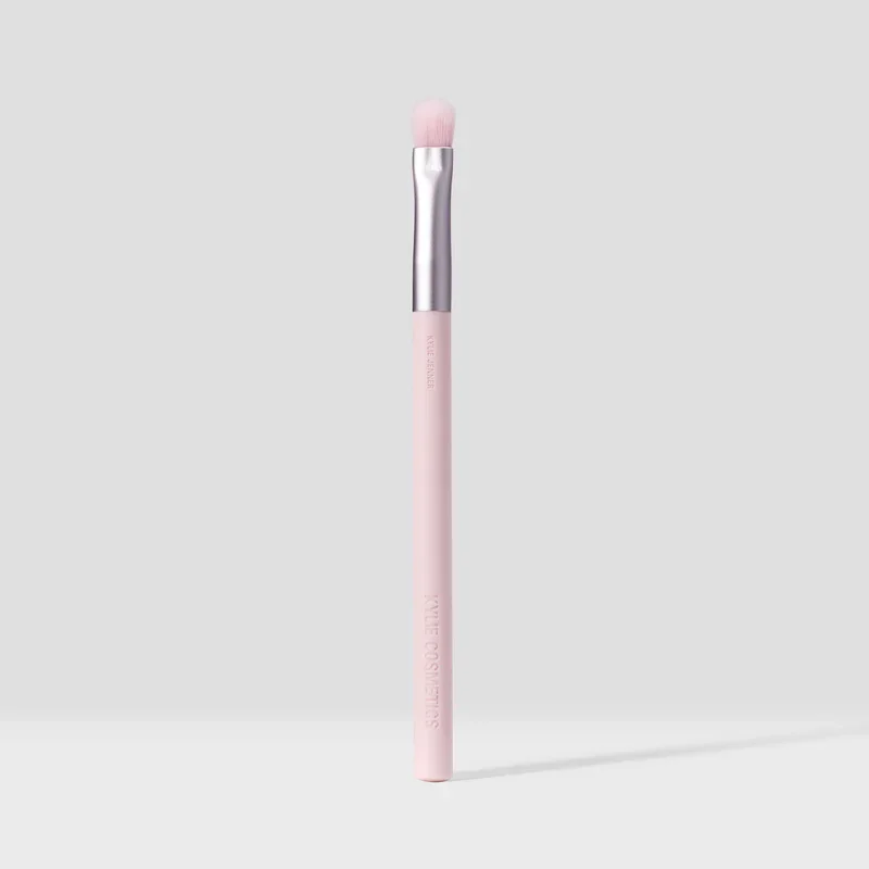 Eyeshadow Packing Brush 09 by Kylie Cosmetics