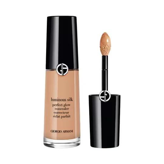 Luminous Silk Hydrating & Brightening Concealer by Armani Beauty