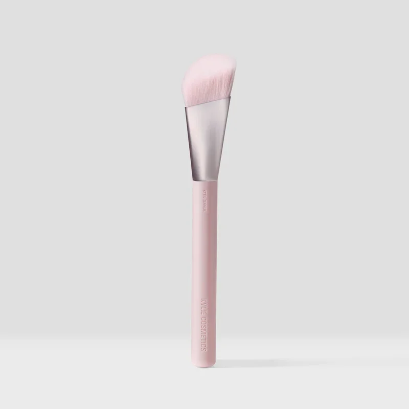 Skin Tint Brush 03 by Kylie Cosmetics