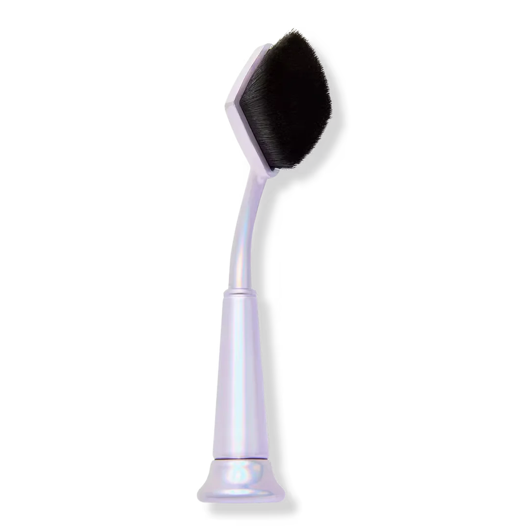Shape Tape Blur Concealer Brush by Tarte