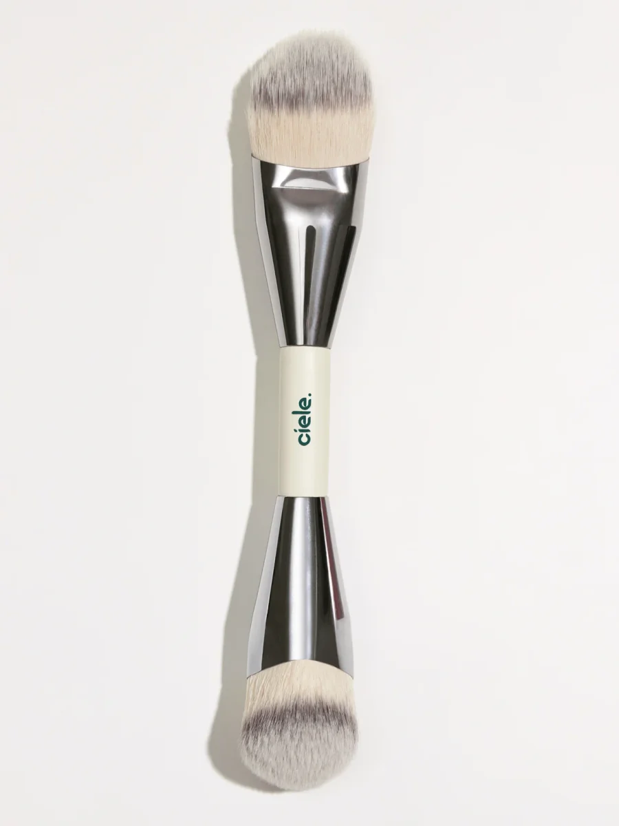 The Blush Brush by ciele