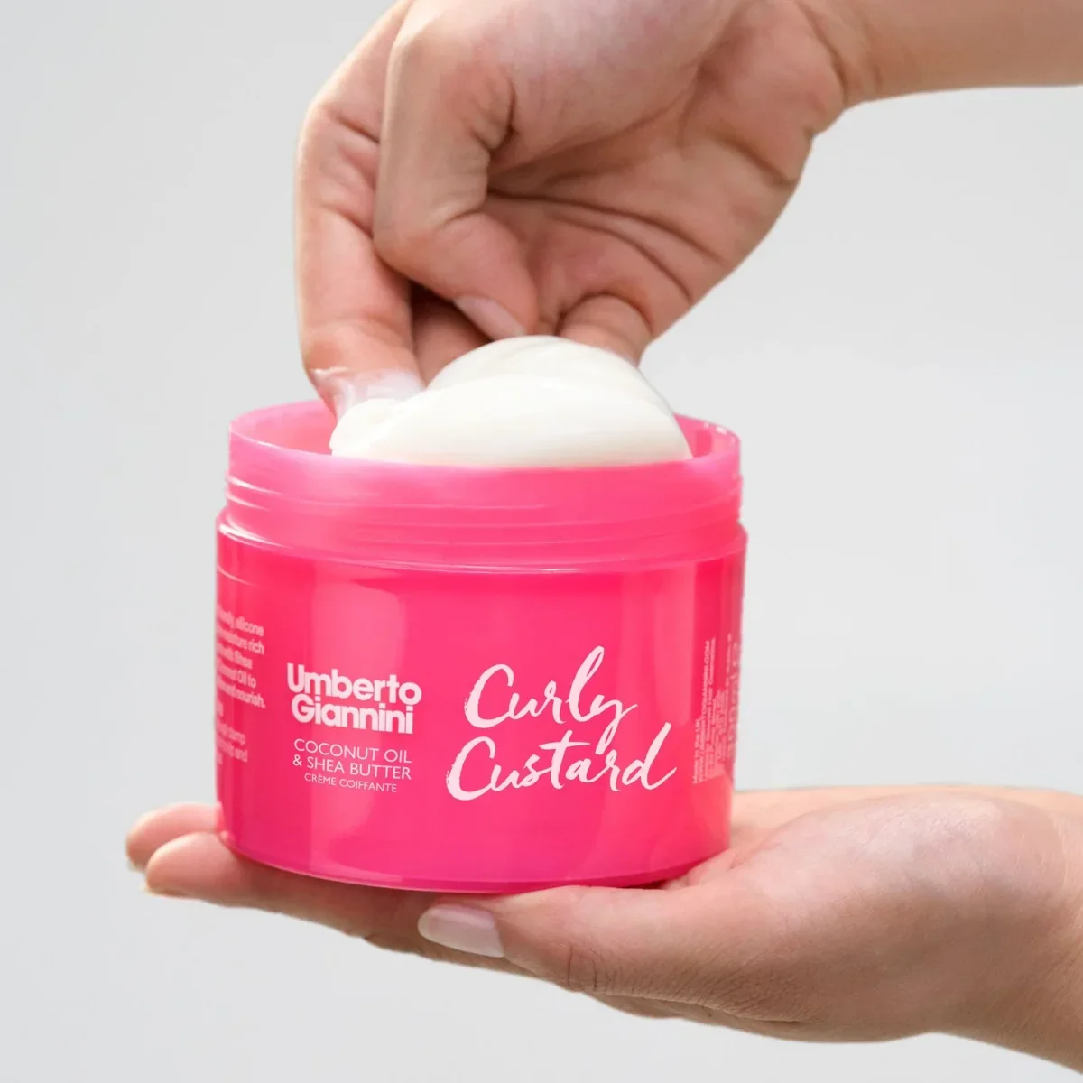 Curl Jelly Custard by Umberto Giannini