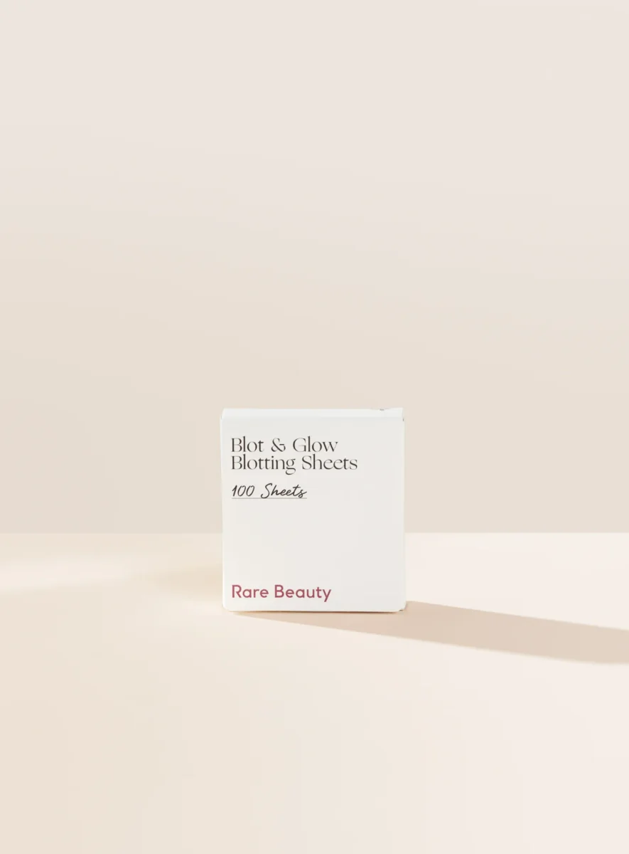 Blot & Glow Blotting Paper by Rare Beauty