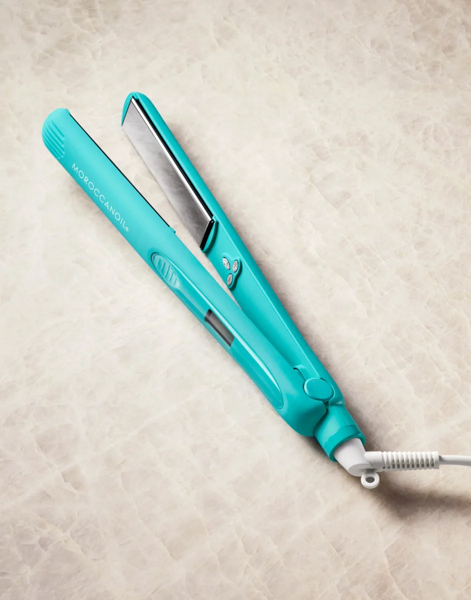 Perfectly Polished Titanium Flat Iron by Moroccanoil