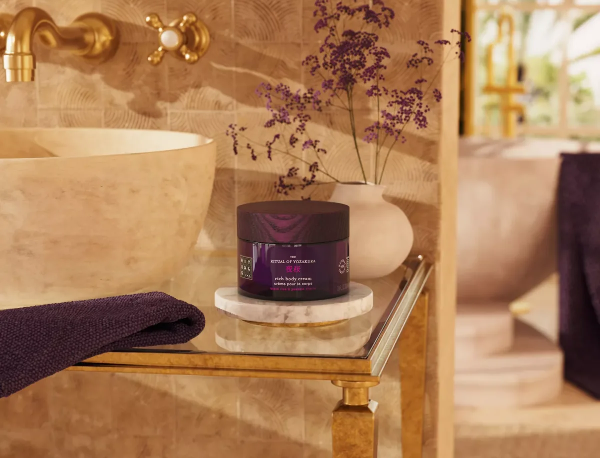 The Ritual of Yozakura Rich Body Cream by Rituals