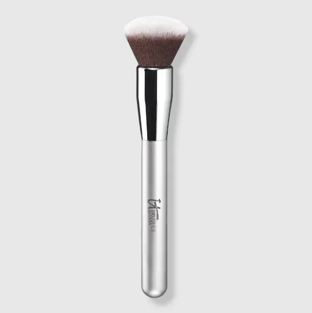 Airbrush Blurring Foundation Brush #101 by IT Cosmetics