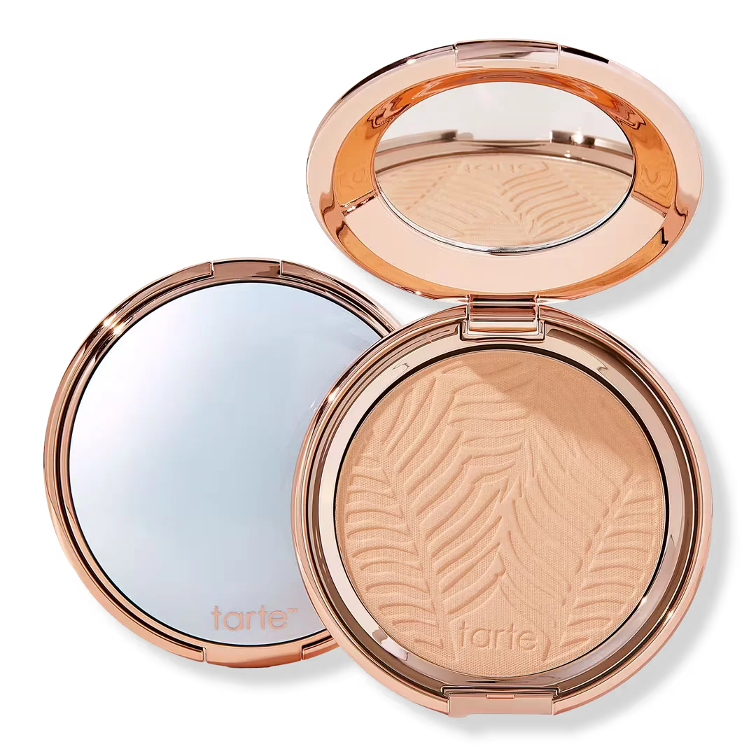 Amazonian Clay Blurring Powder Foundation by Tarte