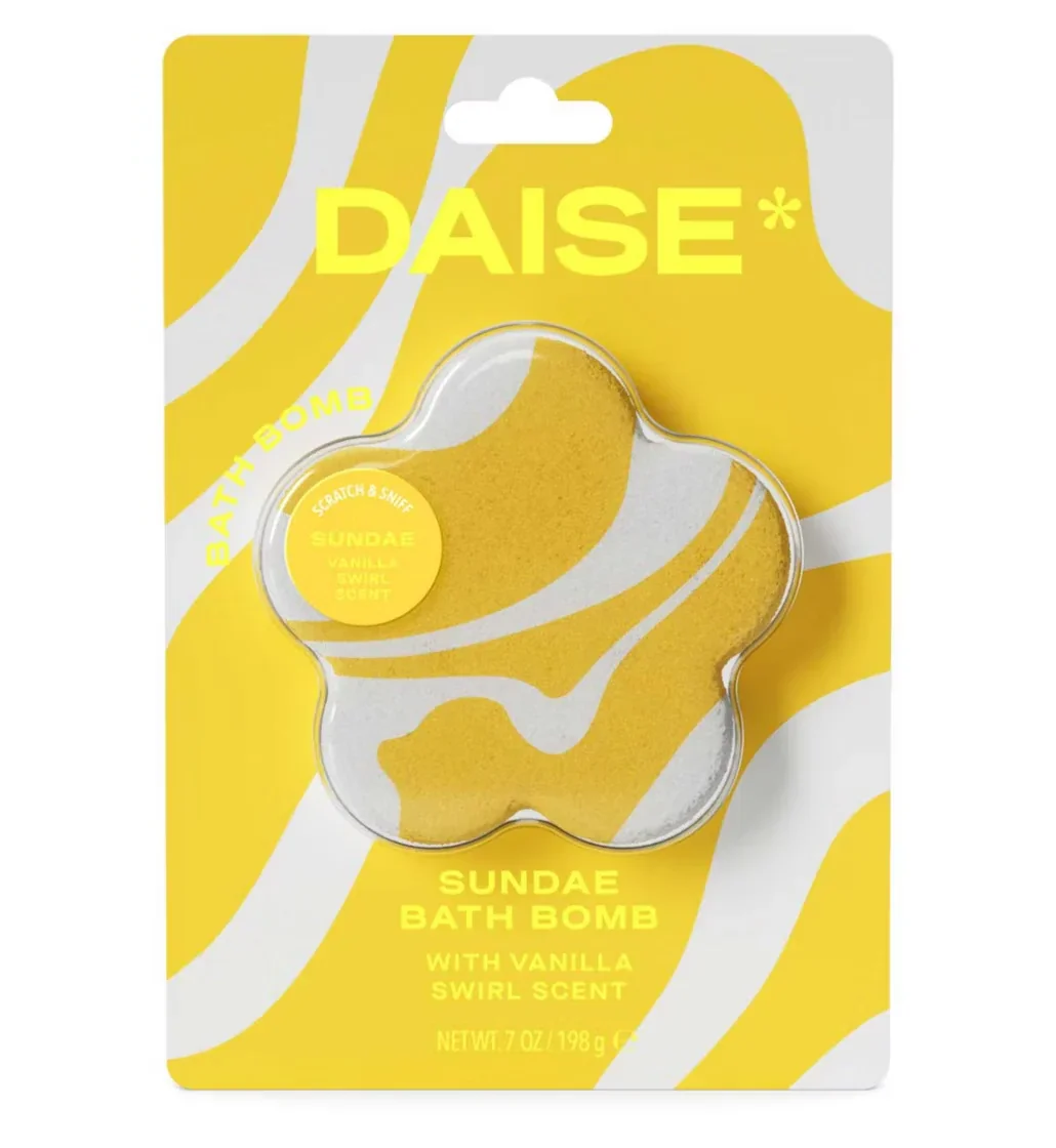 Sundae Vanilla Swirl Bath Bomb by DAISE