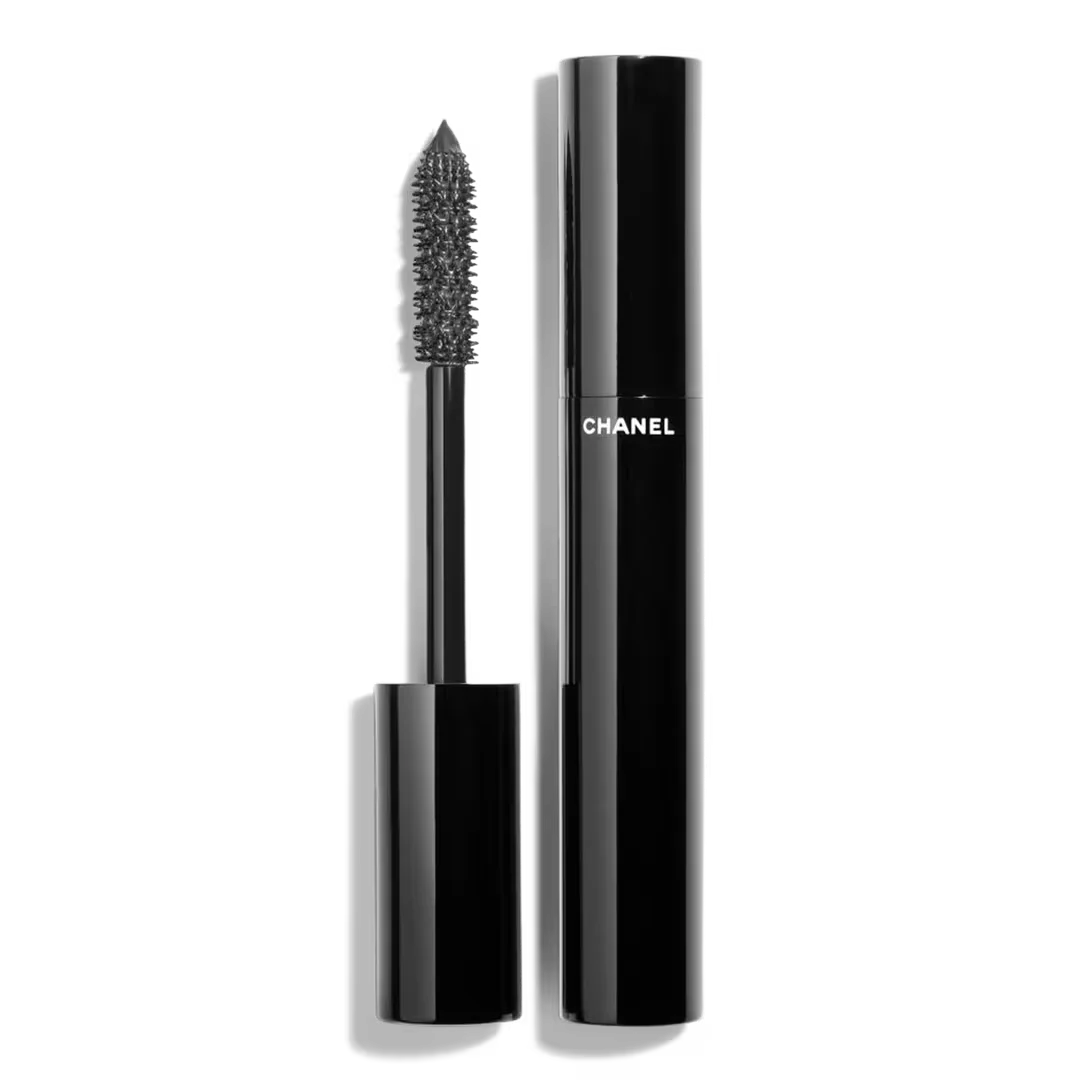 Le Volume de Chanel Waterproof Mascara by Chanel