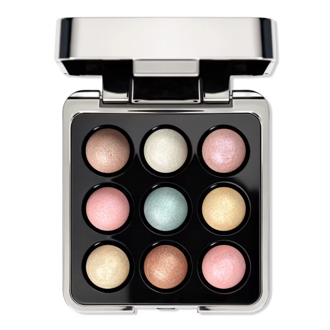Ballet Beam Highlighting Pearls by about-face