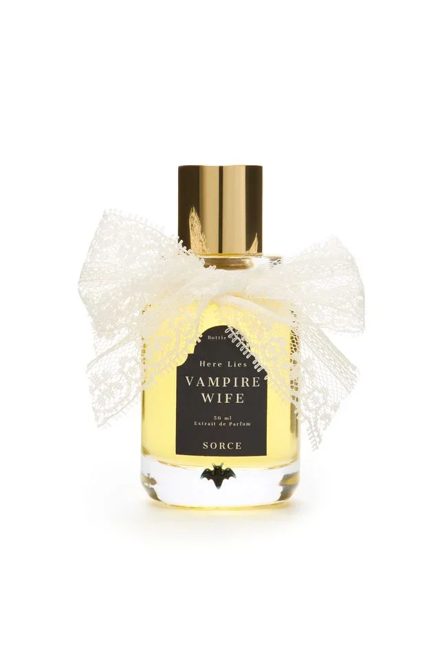 Vampire Wife Extrait de Parfum by Sorce