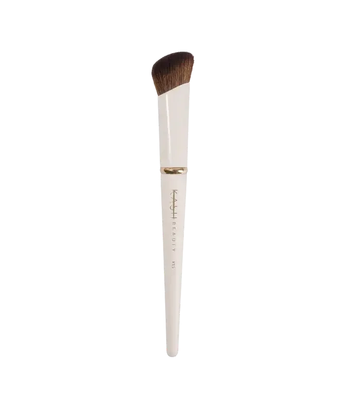 K15 Angled Concealer Brush by KASH Beauty