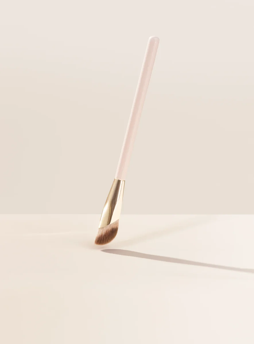 Liquid Touch Concealer Brush by Rare Beauty