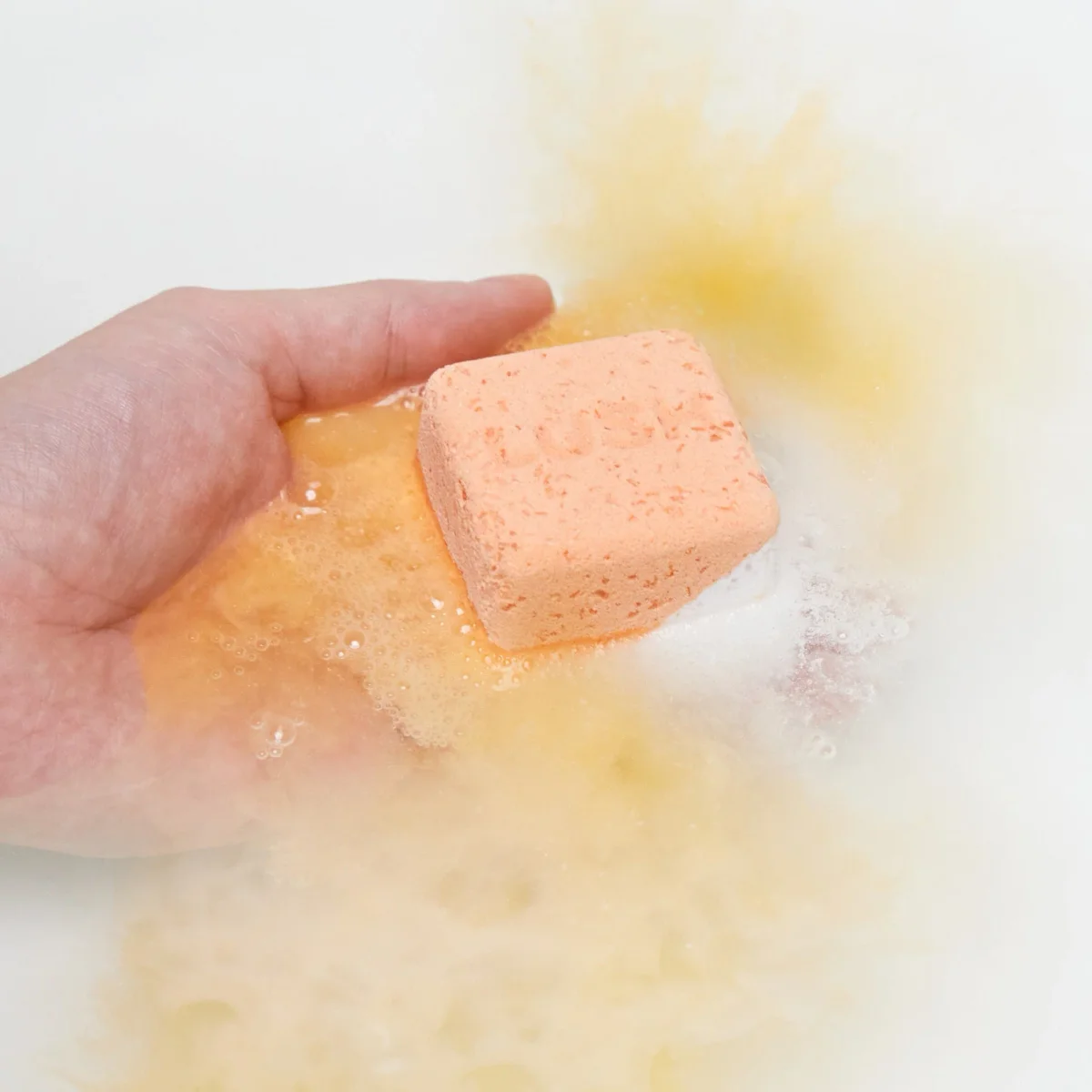 Cold Water Soother Bath Bomb by LUSH