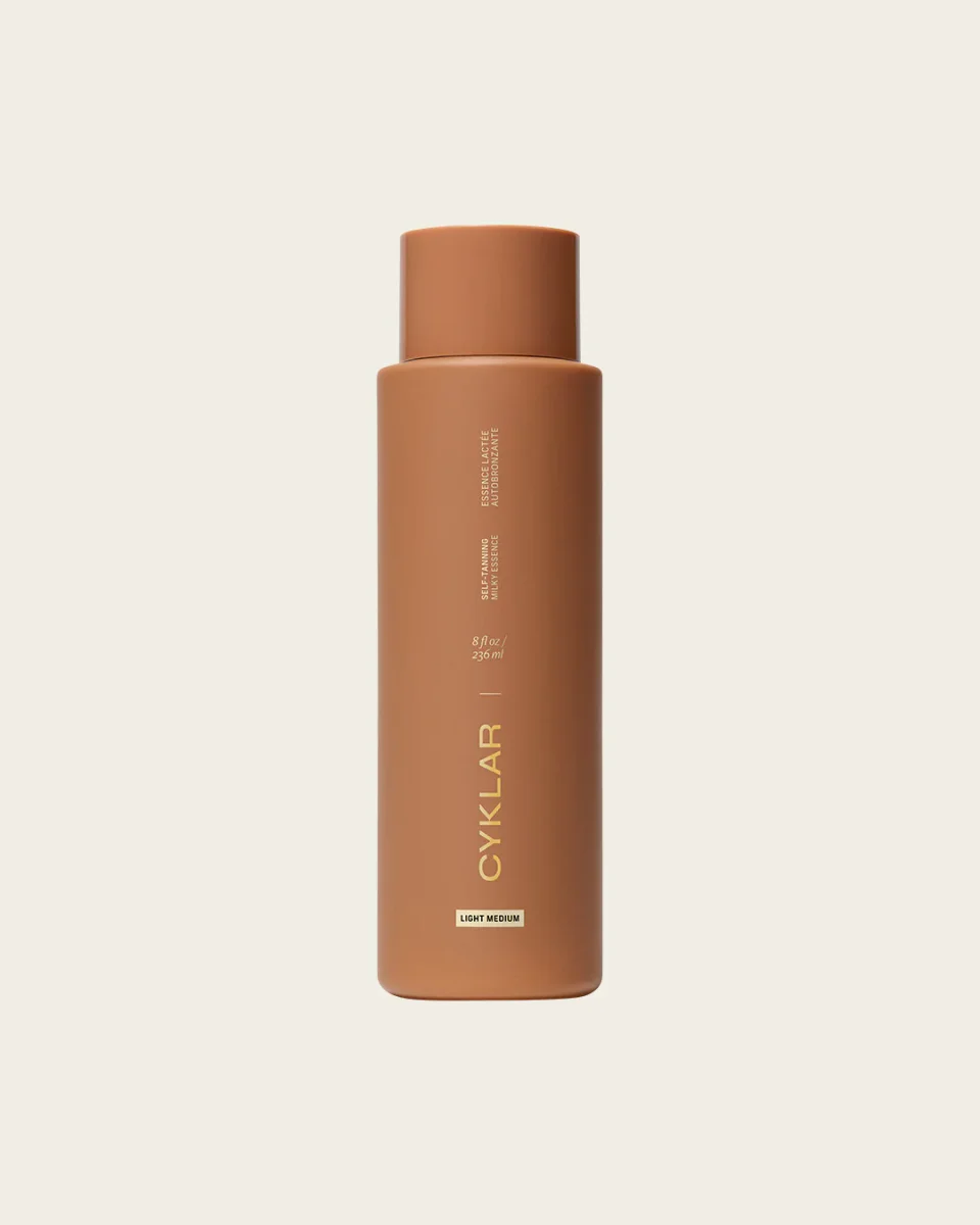 Self-Tanning Milky Essence by Cyklar