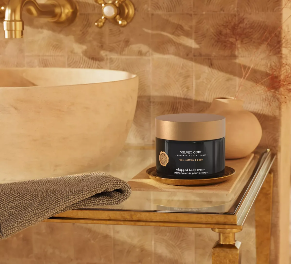 Velvet Oudh Private Collection Whipped Body Cream by Rituals