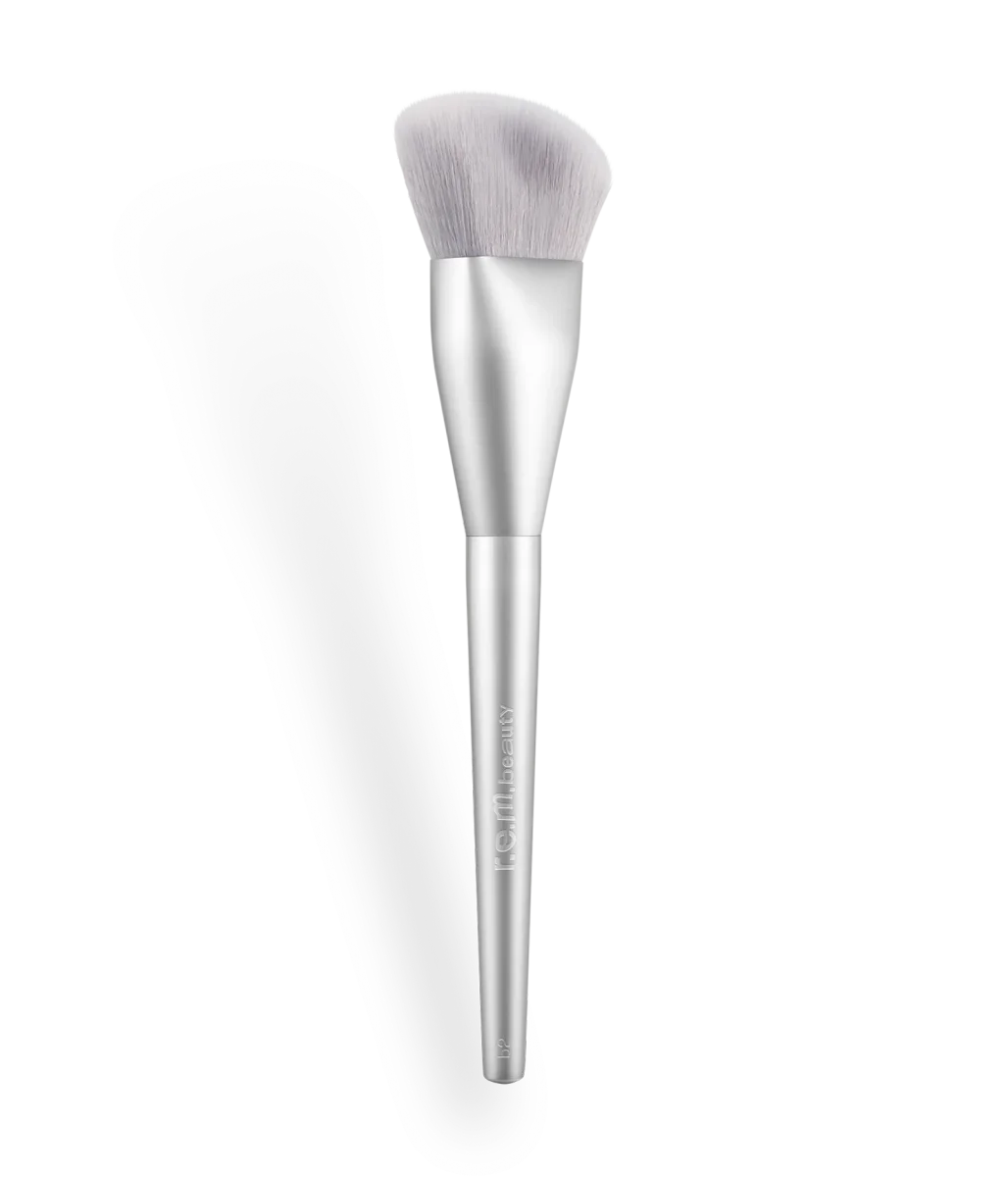 Bronzer Brush by r.e.m. beauty