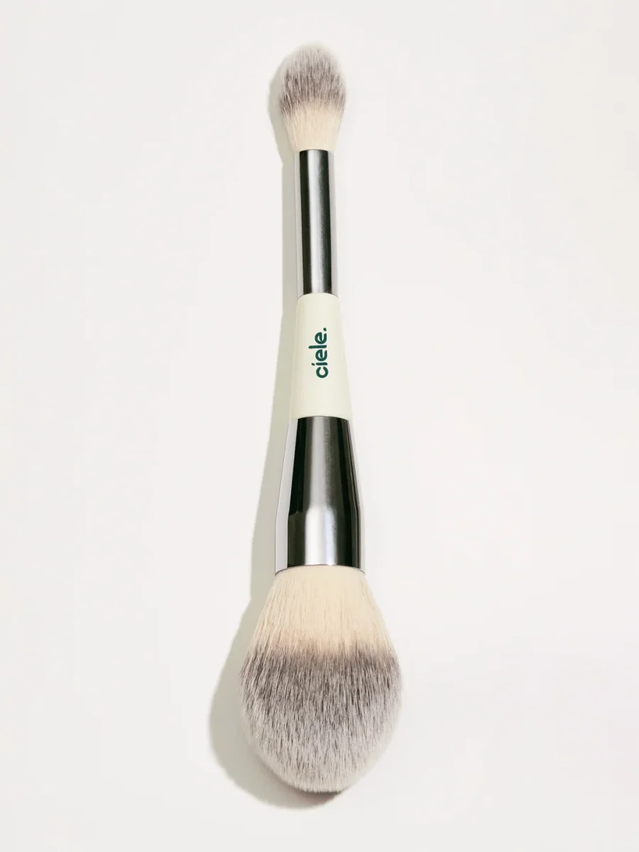 The Powder Brush by ciele