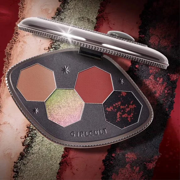 Eyeshadow Quad Palette by Girlcult