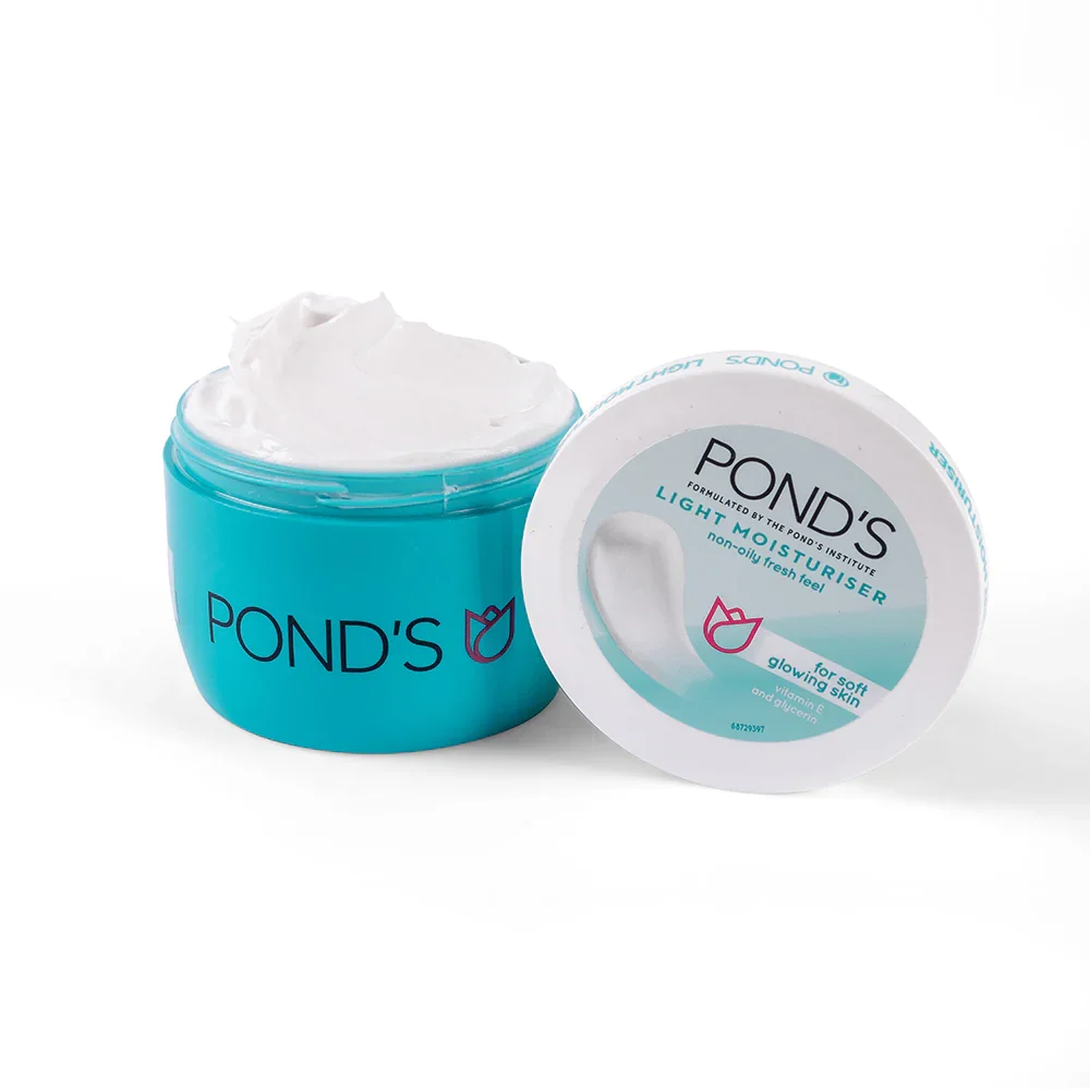 Light Moisturizer by Ponds