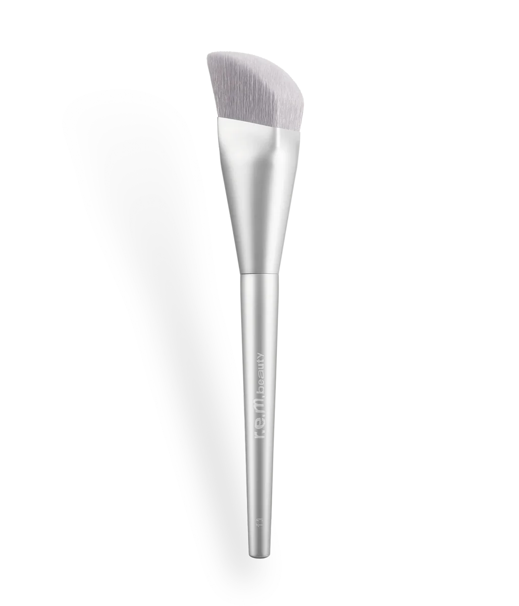 Foundation Brush by r.e.m. beauty