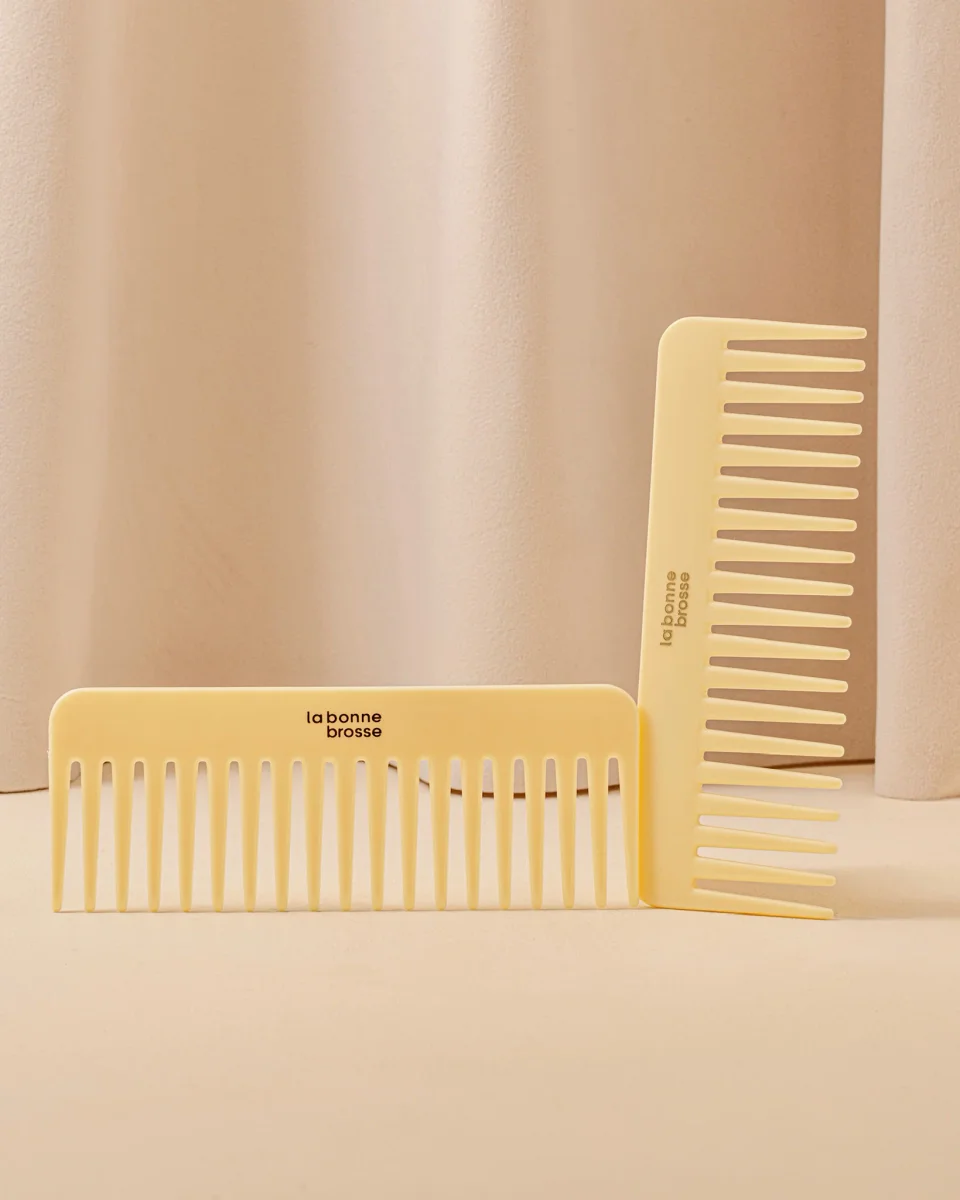 The Detangling Comb by Cair