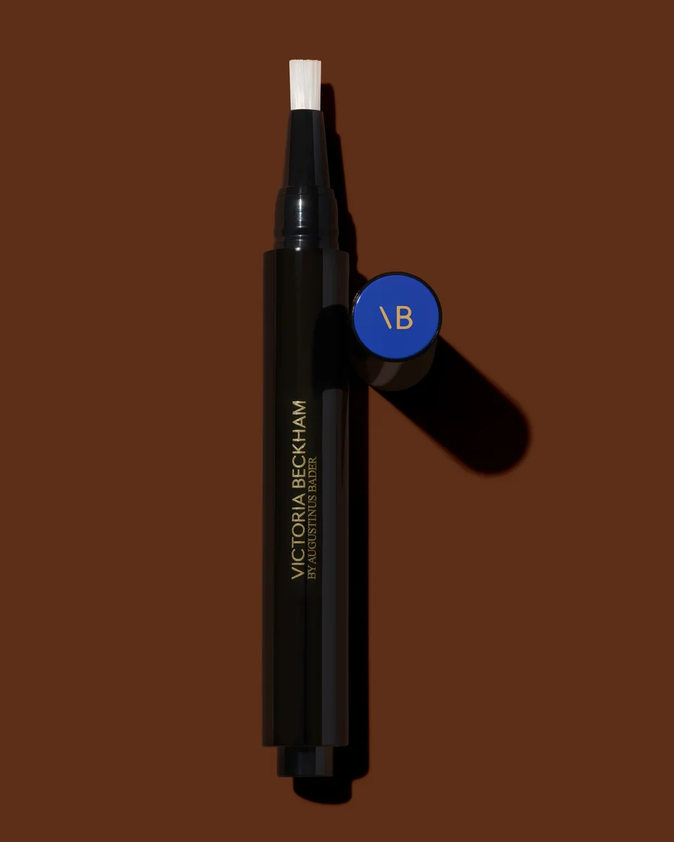The Concealer Pen with TFC8® by Victoria Beckham Beauty
