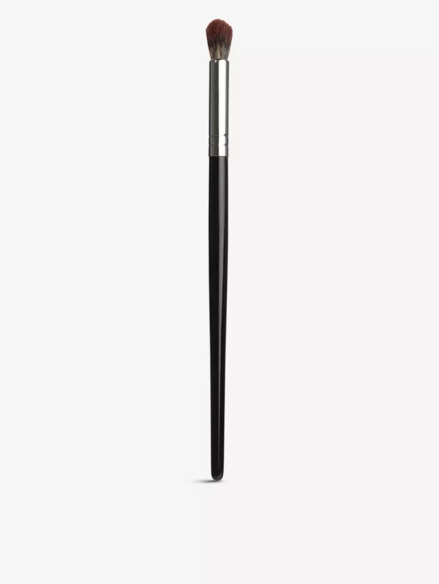 E22 Pointed Blender Brush by Morphe